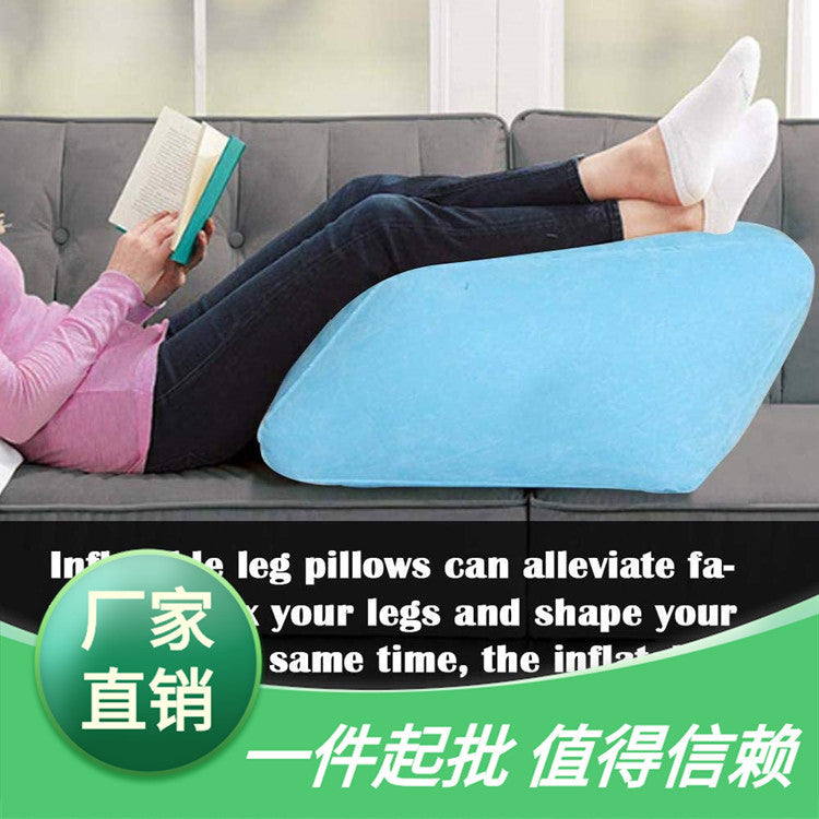 Spot inflatable flocked leg pillow portable inflatable leg pillow flocked PVC inflatable triangle leg cushion lazy leg pillow