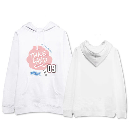 TWICE sweater Seoul TWICELAND concert should support the same style plus velvet hooded sweater for men and women in spring and autumn