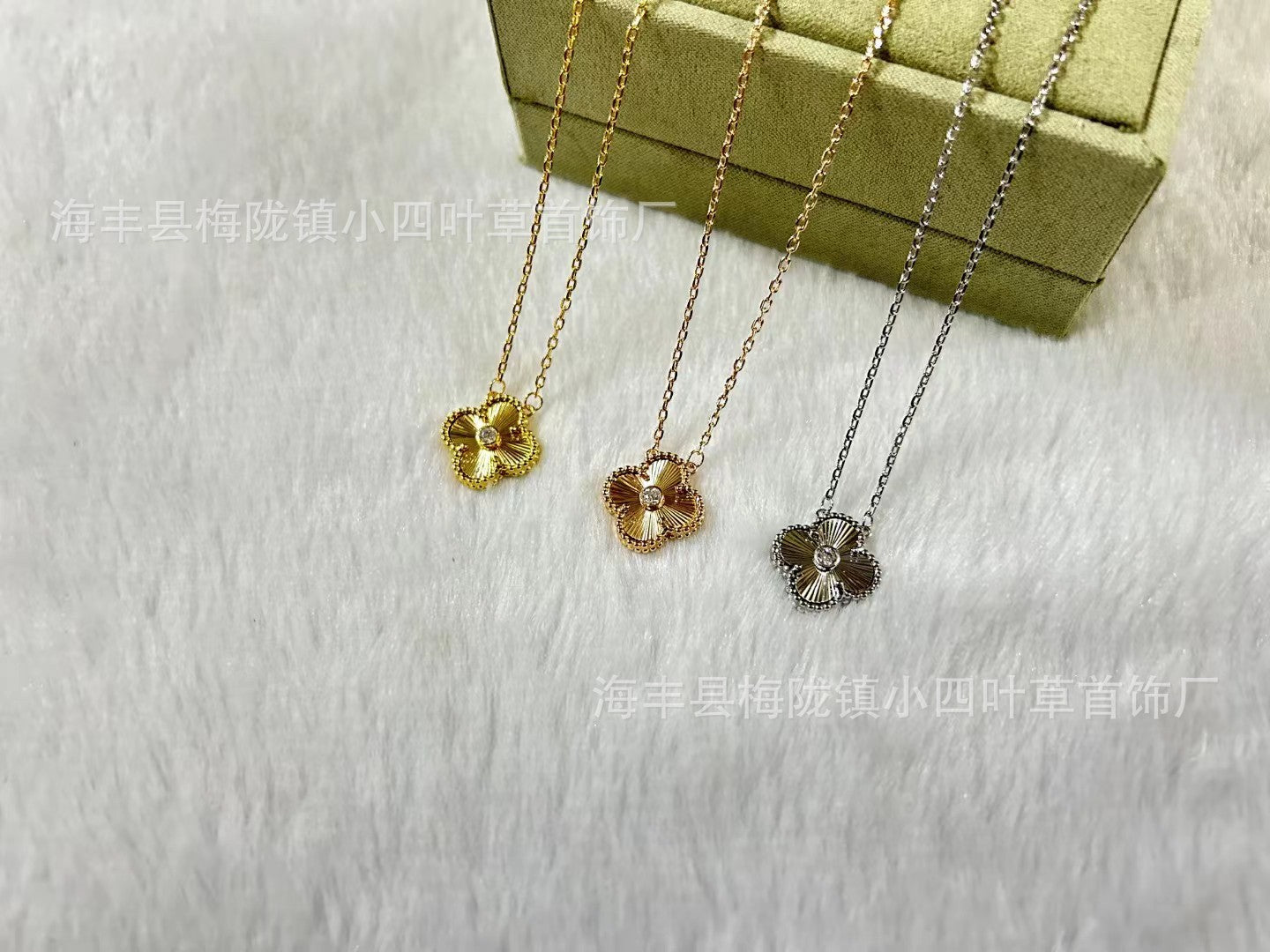 v gold 925 silver Fanjia four-leaf clover necklace high version women's thick plated 18k single flower pendant natural fritillary chalcedony