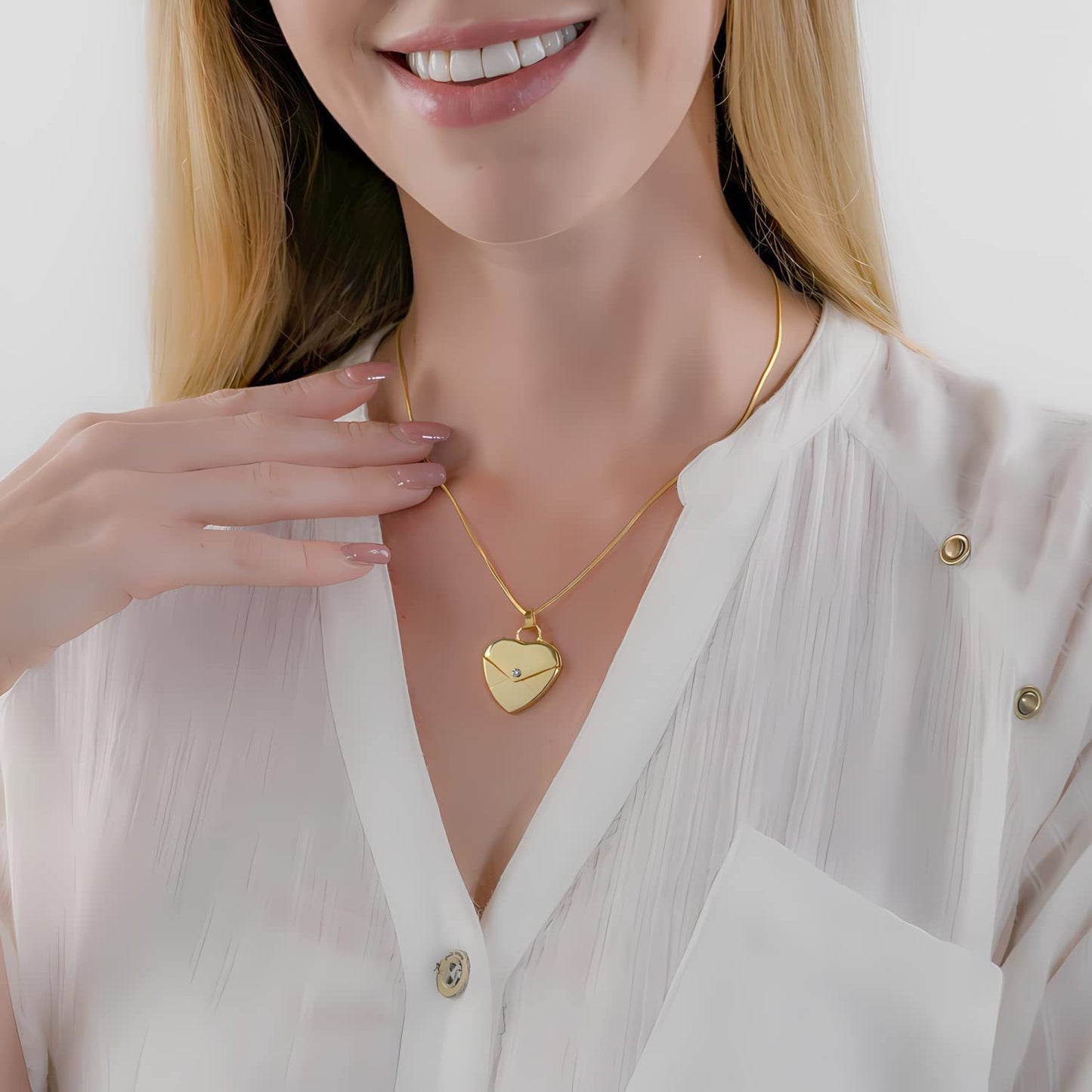 Amazon's new 18k gold heart-shaped openable necklace European and American personalized simple clavicle chain commemorative pendant necklace