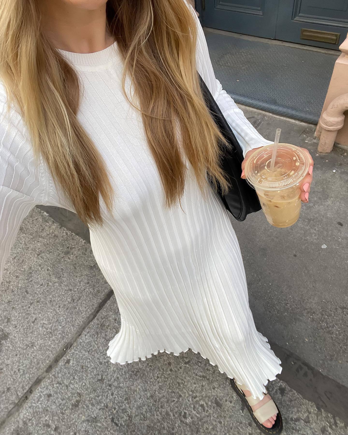 2023 cross-border autumn and winter new knitted dress casual waist round neck big pit strip slim knitted long skirt female