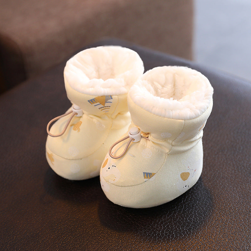 Baby shoes, winter cotton shoes with velvet and thickened soft soles to keep warm from 0 to March 6, baby prevention shoes and socks for toddlers and newborns