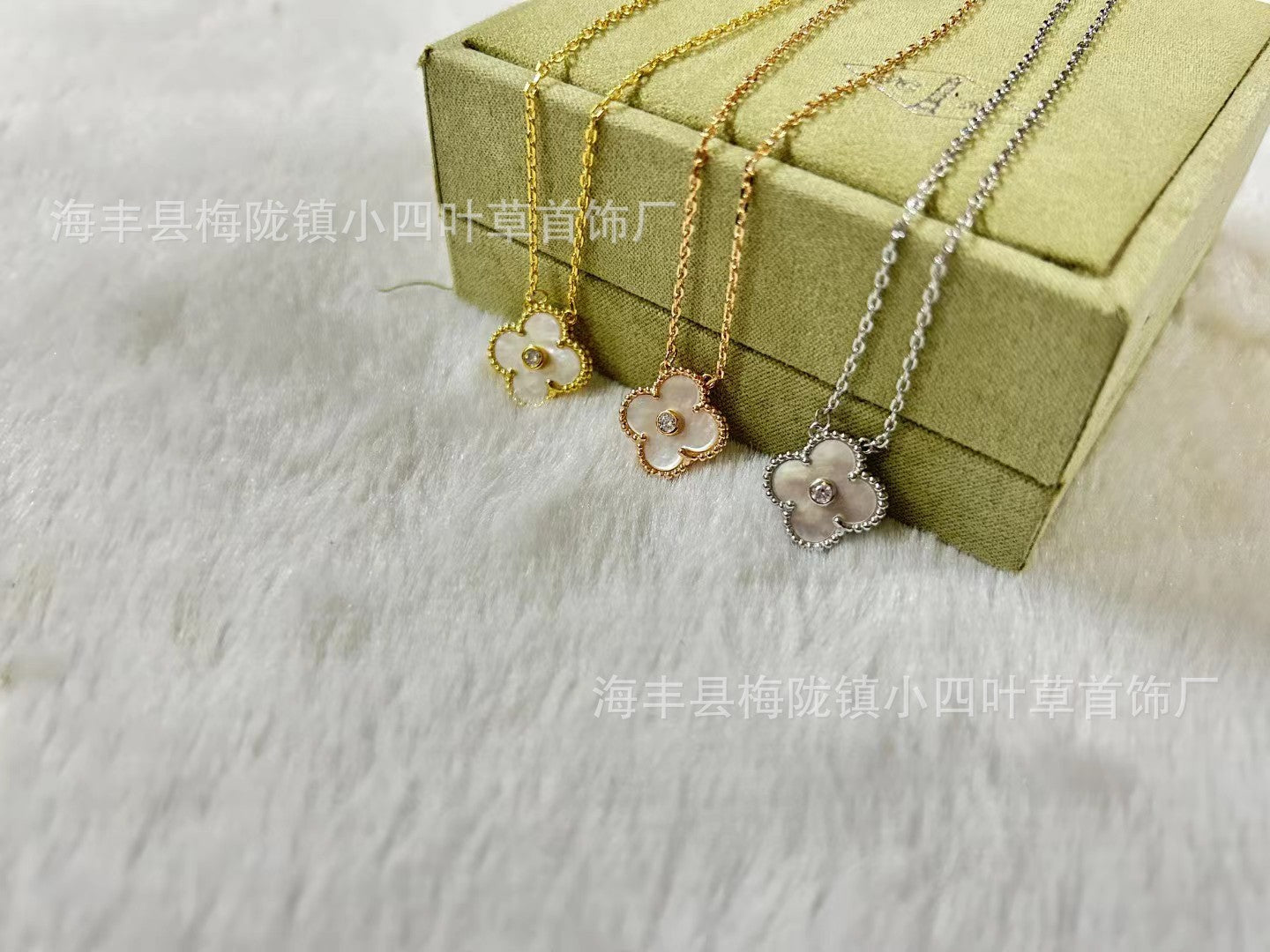 v gold 925 silver Fanjia four-leaf clover necklace high version women's thick plated 18k single flower pendant natural fritillary chalcedony