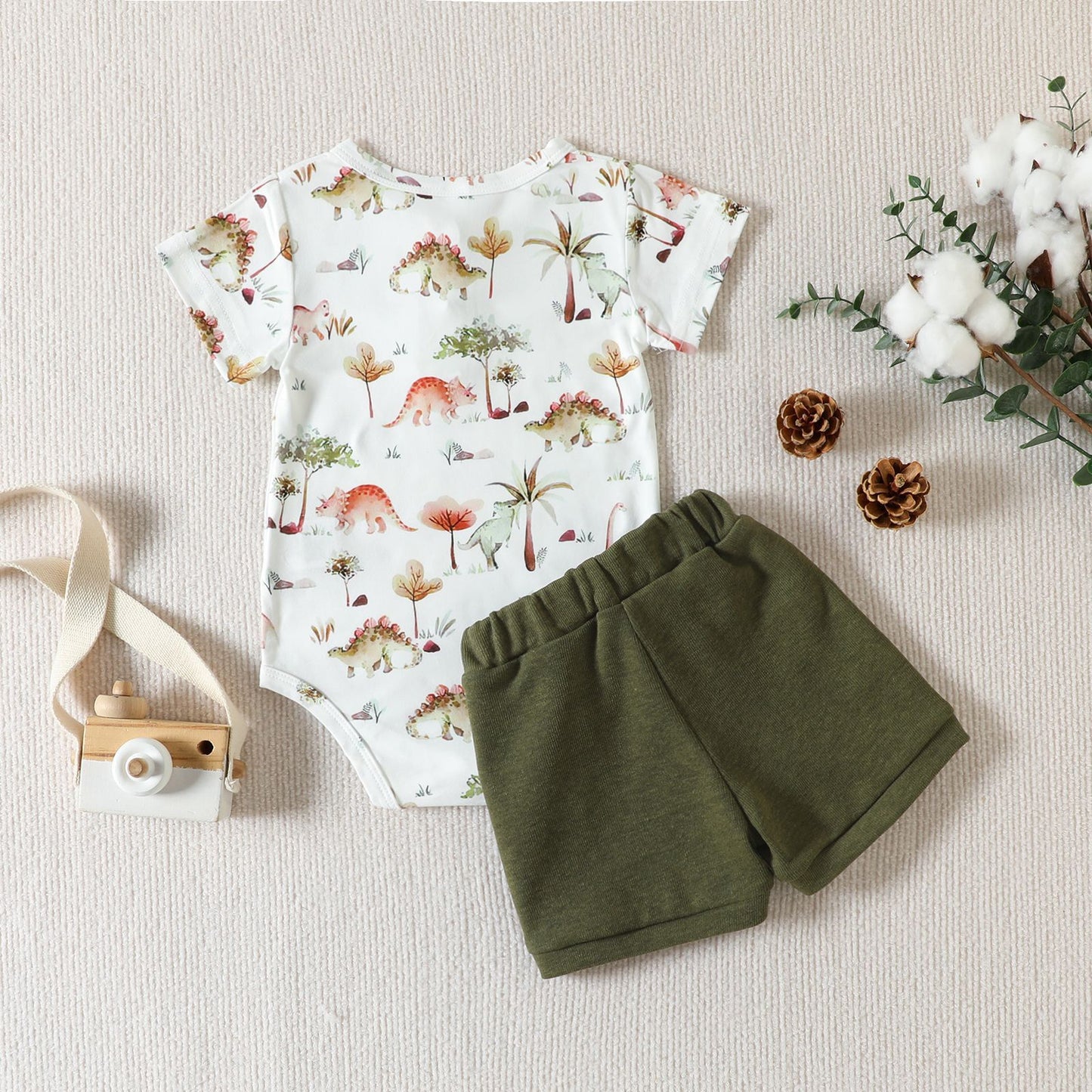 European and American foreign trade baby short-sleeved khaki summer style new baggy khaki printed baby romper + shorts set