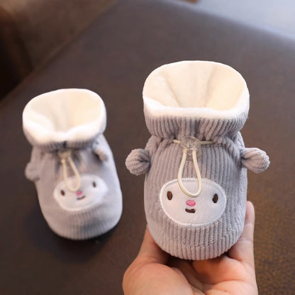 Baby shoes, winter cotton shoes with velvet and thickened soft soles to keep warm from 0 to March 6, baby prevention shoes and socks for toddlers and newborns