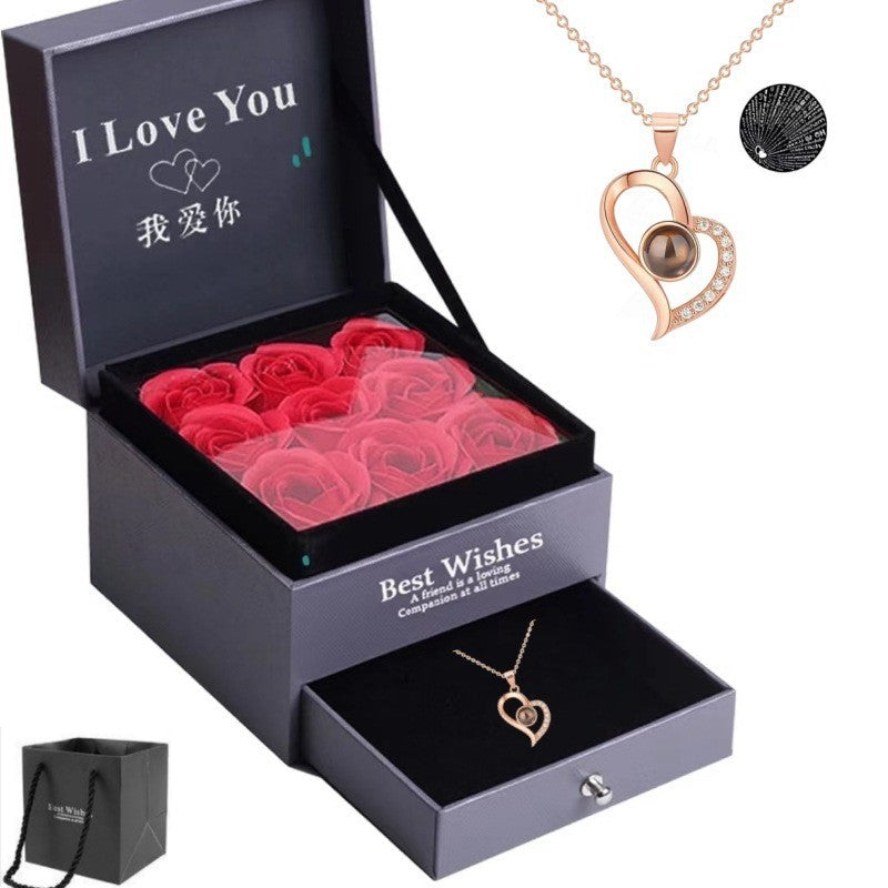 Cross-border hot-selling Amazon hot-selling heart pendant in 100 languages I love you necklace rose birthday gift